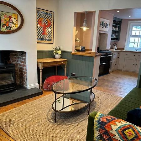 Spring Crescent Cottage In Rye Esterno foto